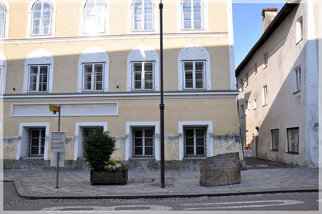 The Braunau house where Adolf Hitler was born (Photo credit: Flickr) The Braunau house where Adolf Hitler was born (Photo credit: Flickr)