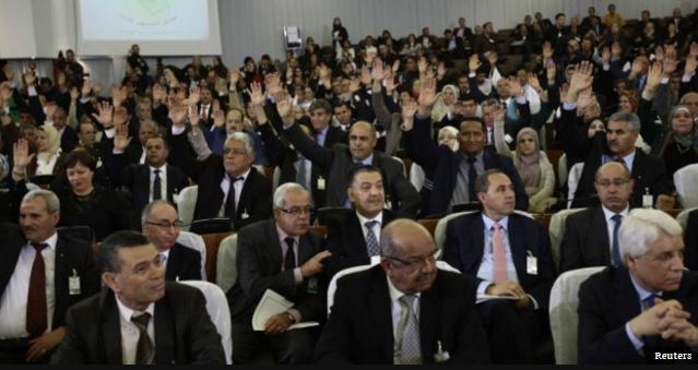 حصلت التعديلات على موافقة 499 نائبا من أعضاء البرلمان - صورة رويترز حصلت التعديلات على موافقة 499 نائبا من أعضاء البرلمان - صورة رويترز