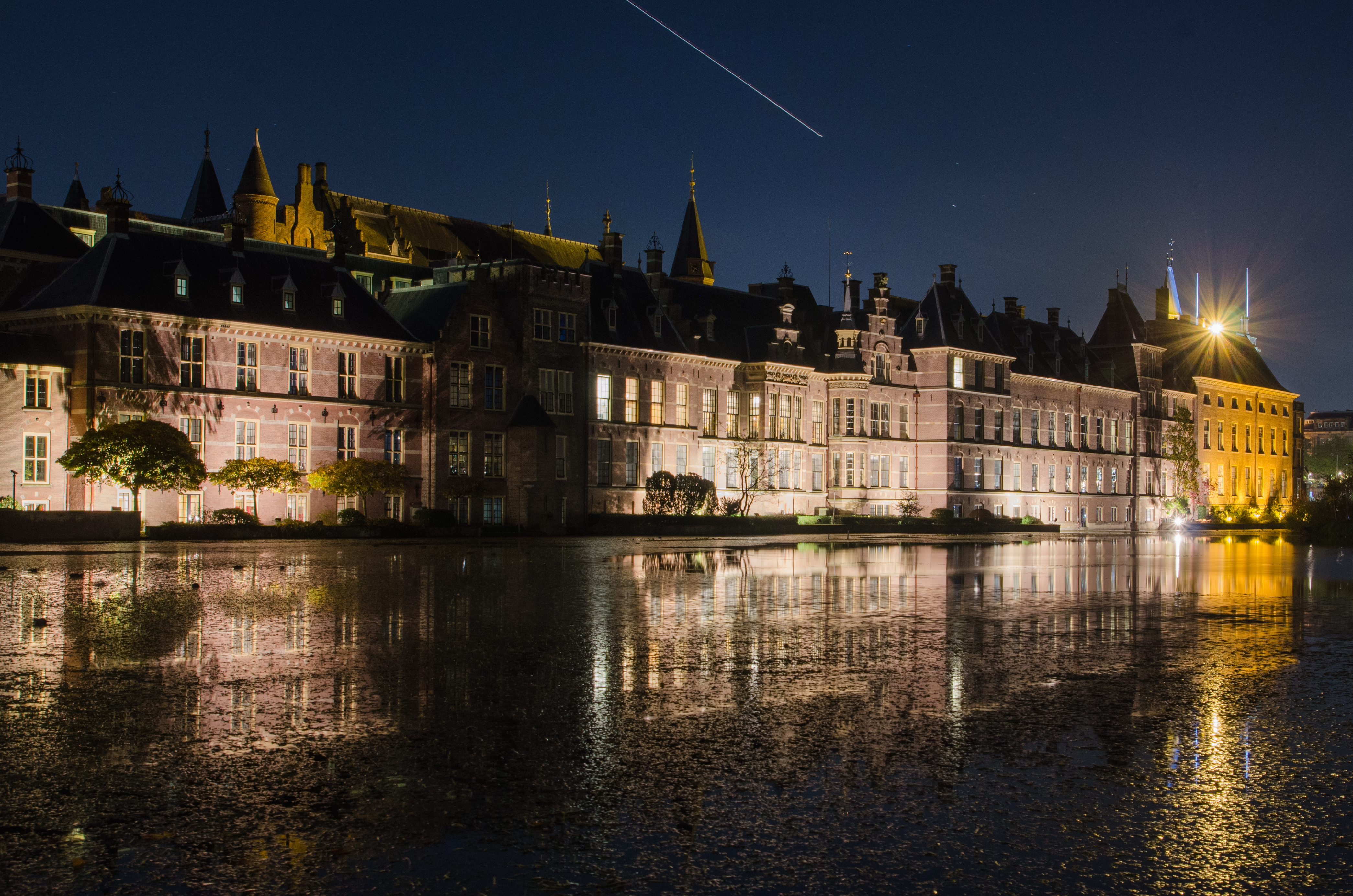 Parliament of the Netherlands (photo credit: Rene Mensen/flickr)