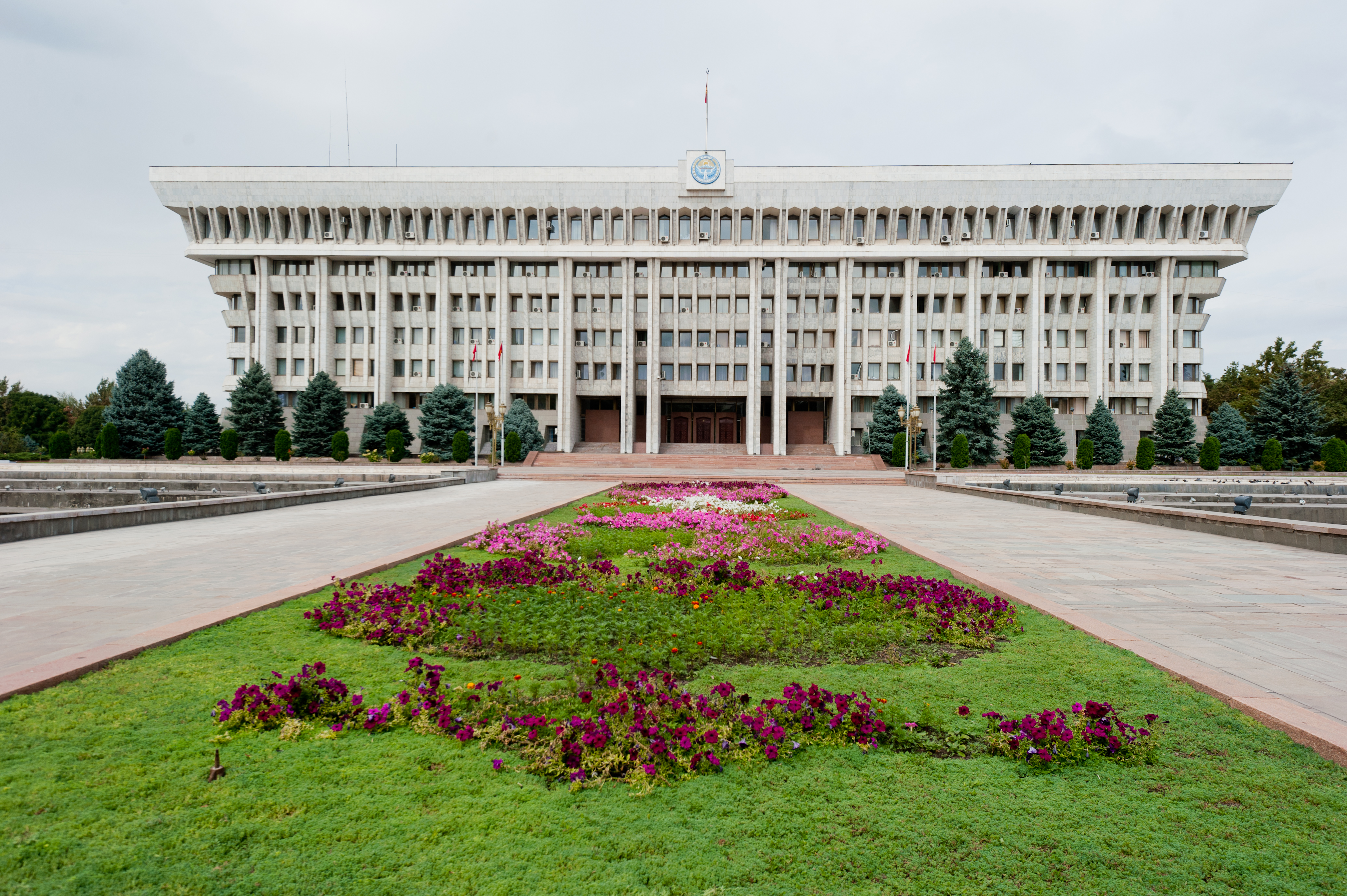 Parliament of Kyrgyzstan (photo credit: Matthias Buehler/flickr)