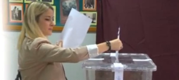 A woman casts her vote in the referendum (photo credit: The Sofia Globe)