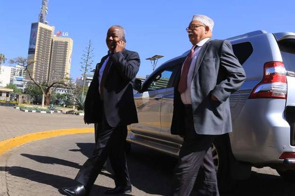 Senators arrive at Parliament Buildings for the Senate Vote (photo credit: Jeff Angote/Nation) 