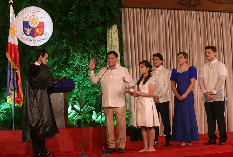 Philippines President Duterte taking his oath of office (photo credit: Eurasia Future)