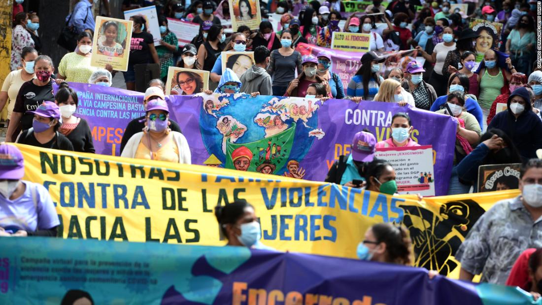 Protesters march in Tegucigalpa, Honduras on 25 January 2021 (photo credit: CNN)