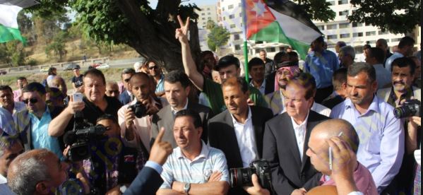 الاردن: مواطنون يطالبون بتشكيل لجنة متخصصة لدراسة التعديلات الدستورية الاردن: مواطنون يطالبون بتشكيل لجنة متخصصة لدراسة التعديلات الدستورية