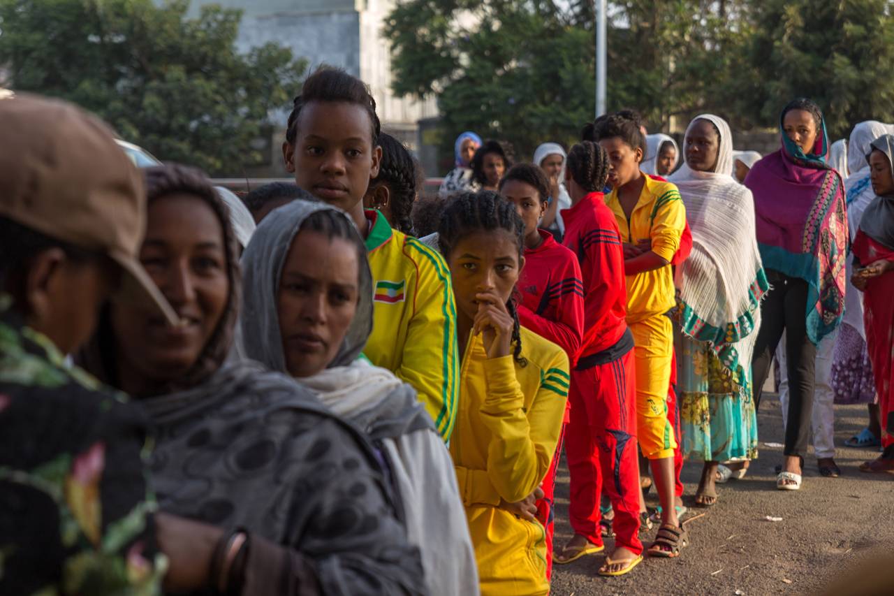 Voters queue to cast their votes in Ethiopia's 2015 general election (photo credit: Associated Press) Voters queue to cast their votes in Ethiopia's 2015 general election (photo credit: Associated Press)