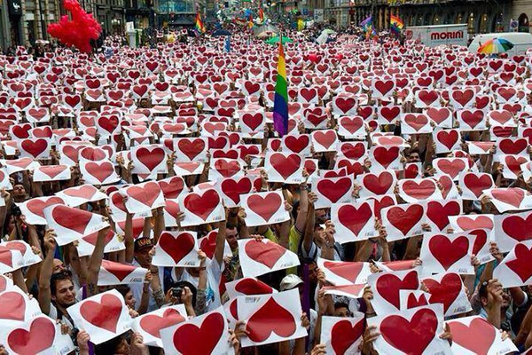 LGBT rights advocates supporting marriage equality during the Milan Parade (Photo credit: Yuri Guaiana/Certi Diritti) LGBT rights advocates supporting marriage equality during the Milan Parade (Photo credit: Yuri Guaiana/Certi Diritti)