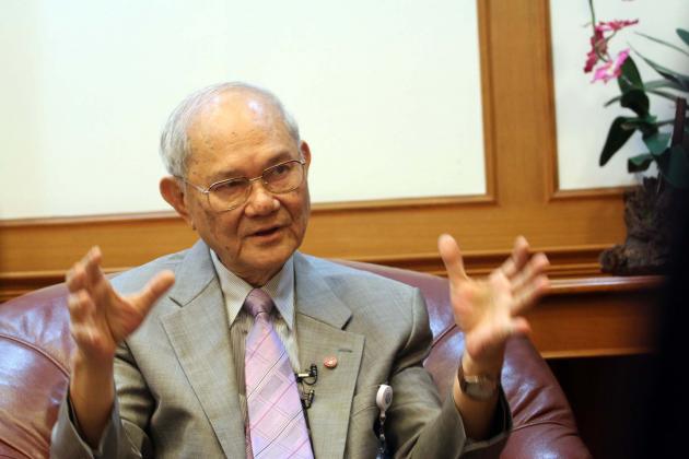 Meechai Ruchuphan Chairman of the Thai Constitution Drafting Committee