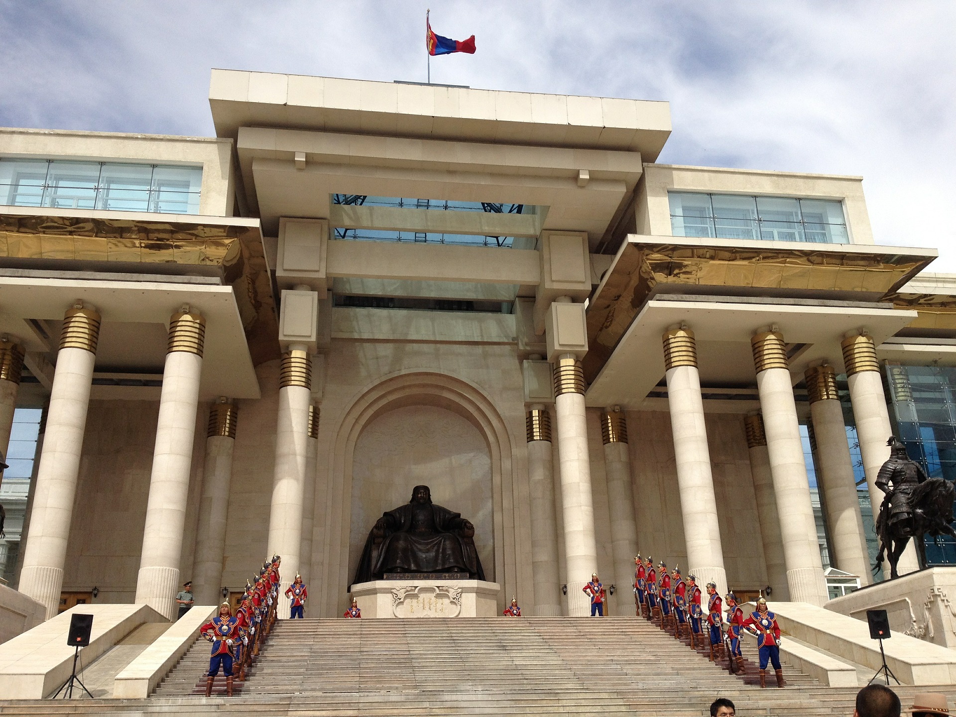 The building of the parliament of Mongolia (Photo credit: Pixabay) The building of the parliament of Mongolia (Photo credit: Pixabay)