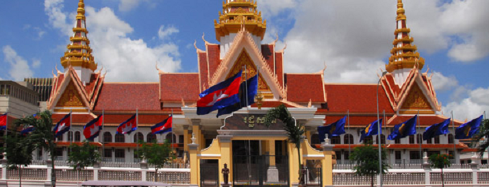 Cambodia's national assembly building in Phnom Penh (photo: Base)